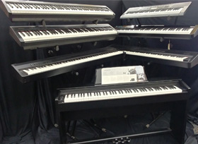 Keyboards & Pianos